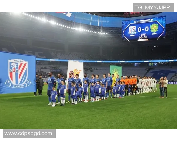 东体：第三名战前徐根宝高烧39度，赛后拄伞离场时回望球场